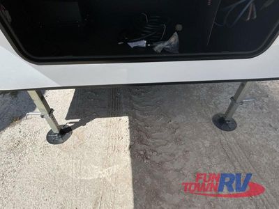 2025 Forest River RV Sandpiper - Photo 7