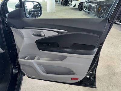 2017 Honda Pilot - Photo 9