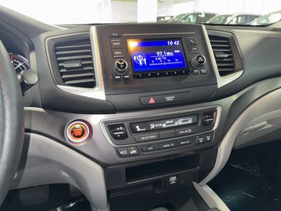 2017 Honda Pilot - Photo 26