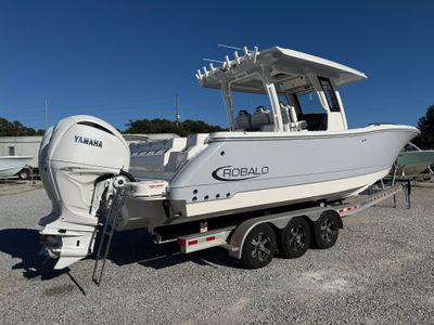2026 Robalo 300 CC - Photo 9