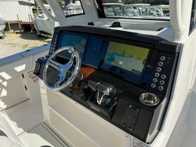 2026 Robalo 300 CC - Photo 31
