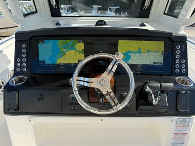 2026 Robalo 300 CC - Photo 28