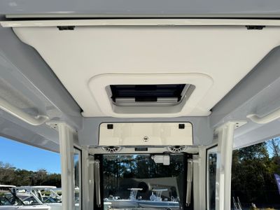 2026 Robalo 300 CC - Photo 27