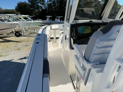 2026 Robalo 300 CC - Photo 29