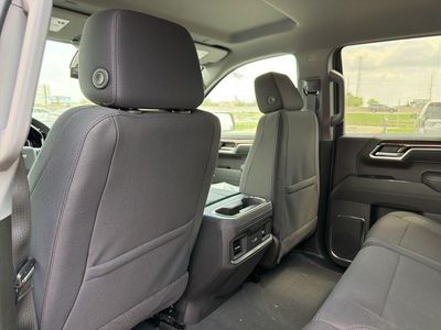 2026 Chevrolet Silverado 1500 — photo 15 view