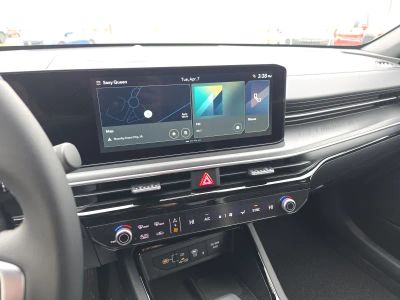 2026 Kia K5 — photo 11 view