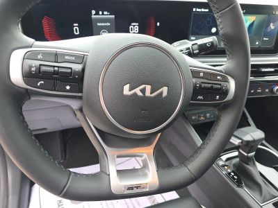 2026 Kia K5 — photo 19 view