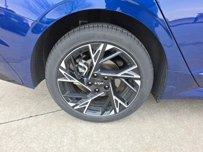 2026 Kia K5 — photo 16 view