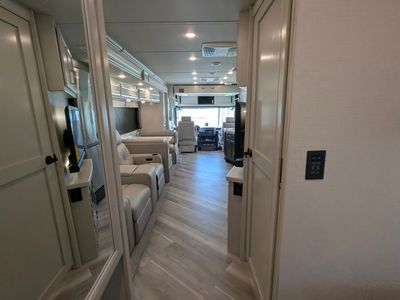 2026 Fleetwood Bounder — photo 15 view