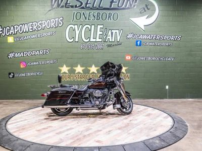 2011 Harley-Davidson® FLHR - Road King® — front three-quarter view