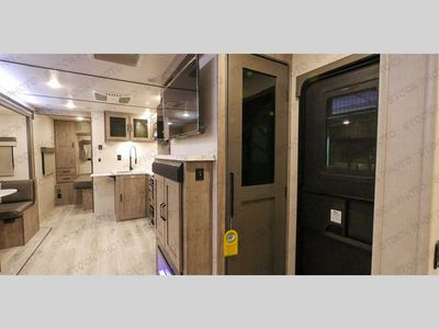 2023 Forest River RV Grand Surveyor - Photo 36