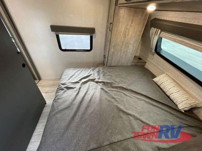 2023 Forest River RV Grand Surveyor - Photo 26