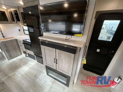 2023 Forest River RV Grand Surveyor - Photo 28
