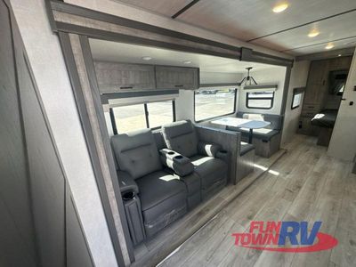 2023 Forest River RV Grand Surveyor - Photo 4