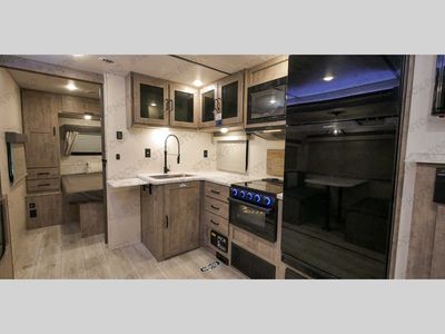 2023 Forest River RV Grand Surveyor - Photo 40