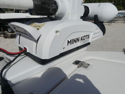2021 Robalo R200 - Photo 12