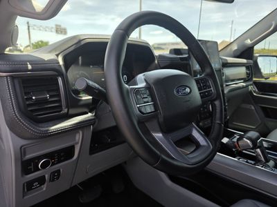 2025 Ford F-150 Lightning - Photo 12