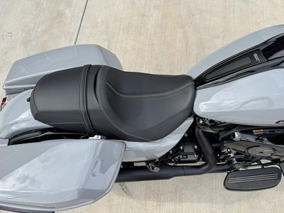 2025 Harley-Davidson FLHX - Street Glide — photo 15 view