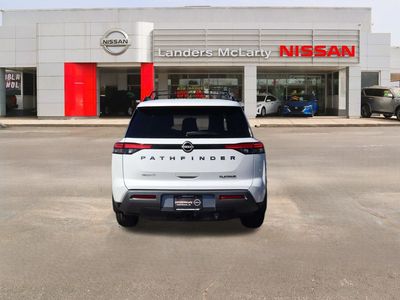 2026 Nissan Pathfinder - Photo 4