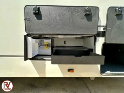 2026 Keystone RV Alpine Avalanche Edition - Photo 9