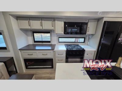 2026 Brinkley Model Z Air - Photo 9