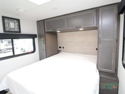 2026 Venture RV Stratus — photo 27 view