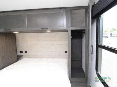 2026 Venture RV Stratus — photo 30 view