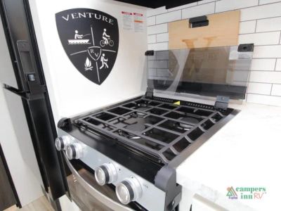 2026 Venture RV Stratus — photo 12 view