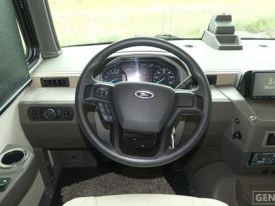 2026 Winnebago Adventurer - Photo 9