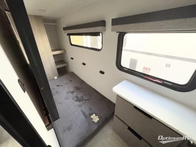 2025 Dutchmen Kodiak Ultra-Lite - Photo 9