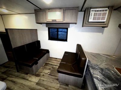 2023 Dutchmen Coleman — interior view