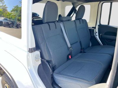 2025 Jeep Wrangler — photo 25 view