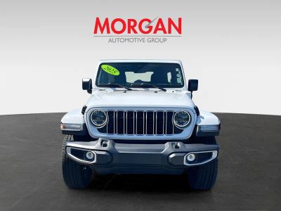 2025 Jeep Wrangler — side profile view