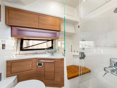 2025 Boston Whaler 365 Conquest - Photo 1