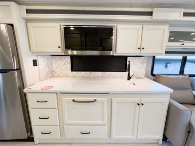 2026 Tiffin ALLEGRO BAY - Photo 8