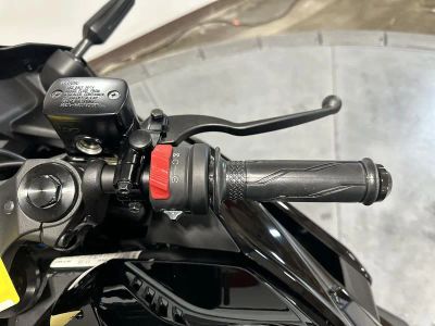 2026 Yamaha YZF-R3 - Photo 12