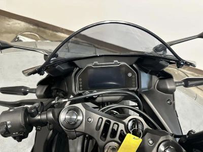 2026 Yamaha YZF-R3 - Photo 11