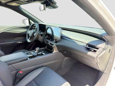 2026 Lexus RX — photo 15 view