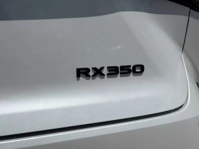 2026 Lexus RX — photo 11 view
