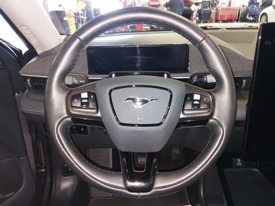 2023 Ford Mustang Mach-E - Photo 12