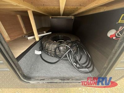 2026 Forest River RV Cherokee Grey Wolf - Photo 17