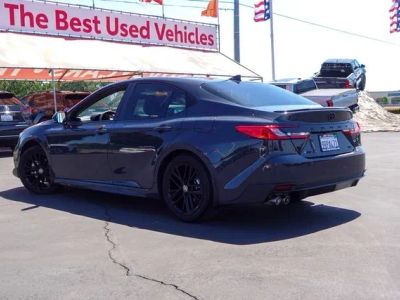 2025 Toyota Camry — photo 9 view