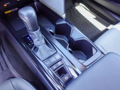 2025 Toyota Camry — photo 20 view