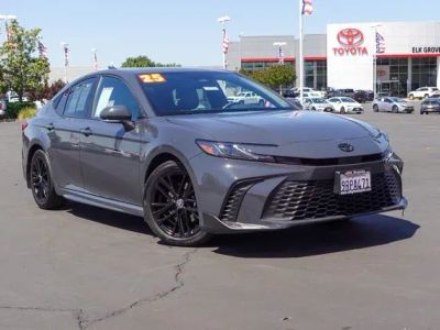 2025 Toyota Camry — side profile view