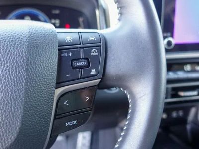 2025 Toyota Camry — photo 14 view