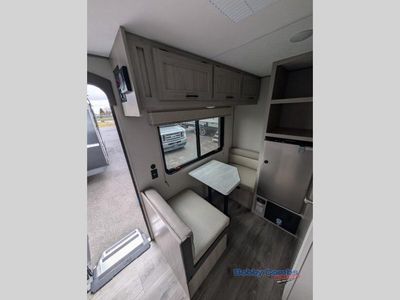2025 Coachmen RV Catalina Summit Series 7 - Photo 12