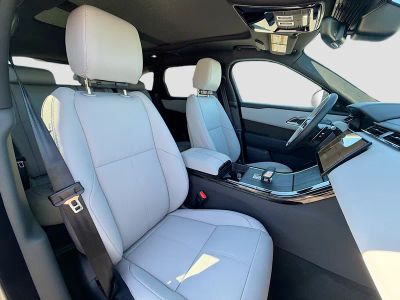 2026 Land Rover Range Rover Velar — photo 15 view