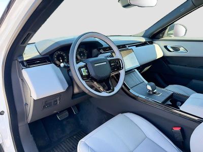 2026 Land Rover Range Rover Velar — photo 25 view
