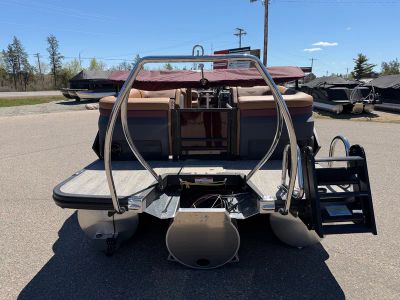2026 Bennington 22 MFB — photo 8 view