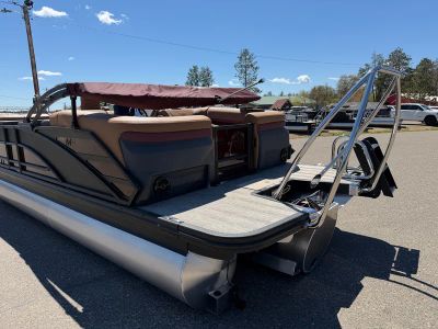 2026 Bennington 22 MFB — photo 7 view